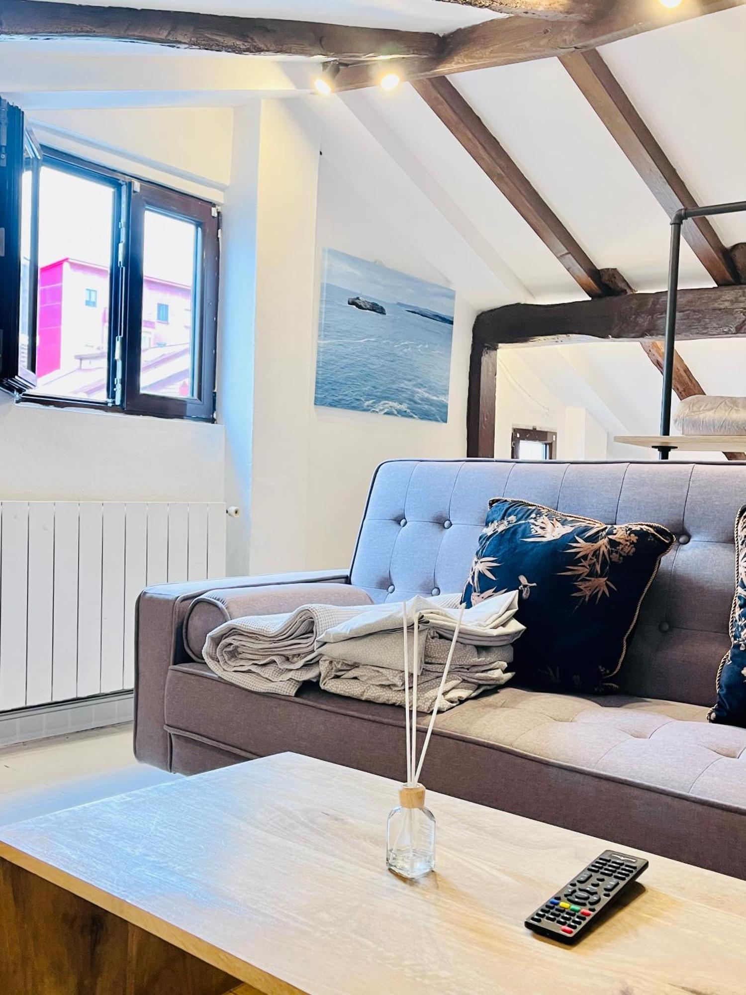 Apartamento Loft Buhardilla En Perfecta Ubicacion Santander Exterior foto